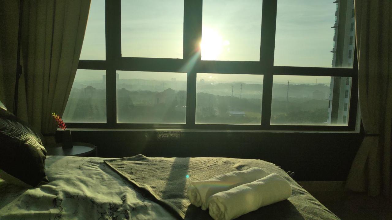 Apartment Conezion Luxury 3br For 7pax @ioi *