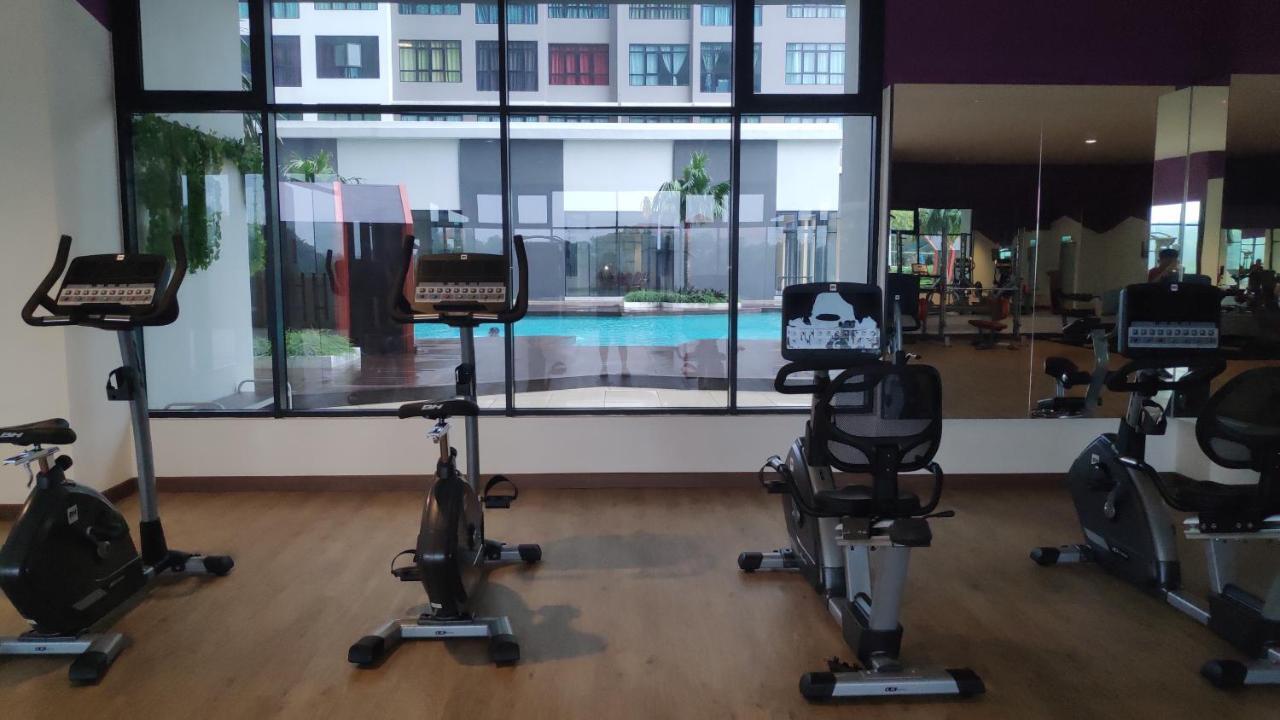 Conezion Luxury 3br For 7pax @ioi